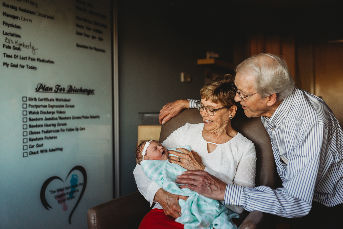 Hello Baby! Fresh 48 In-Hospital Newborn Photography