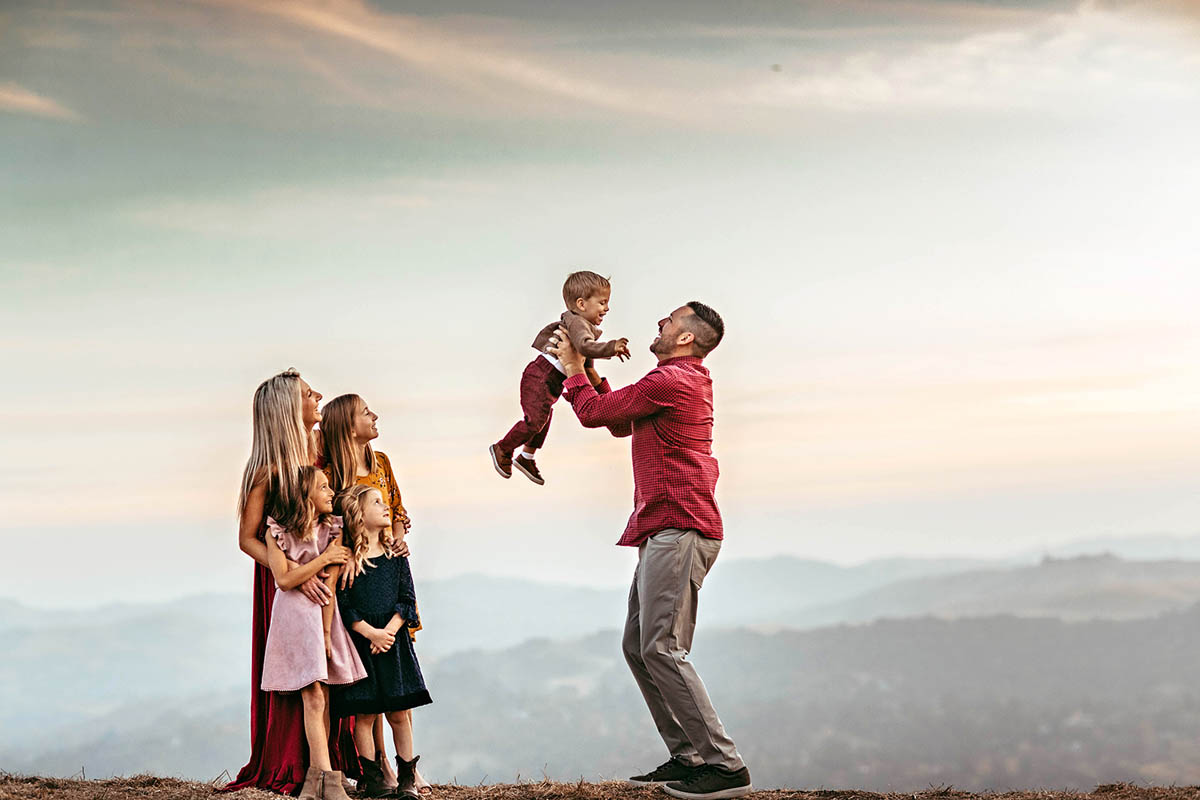 Like a Dream: Creating Dramatic and Emotive Family Photographs