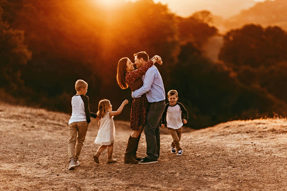 Like a Dream: Creating Dramatic and Emotive Family Photographs