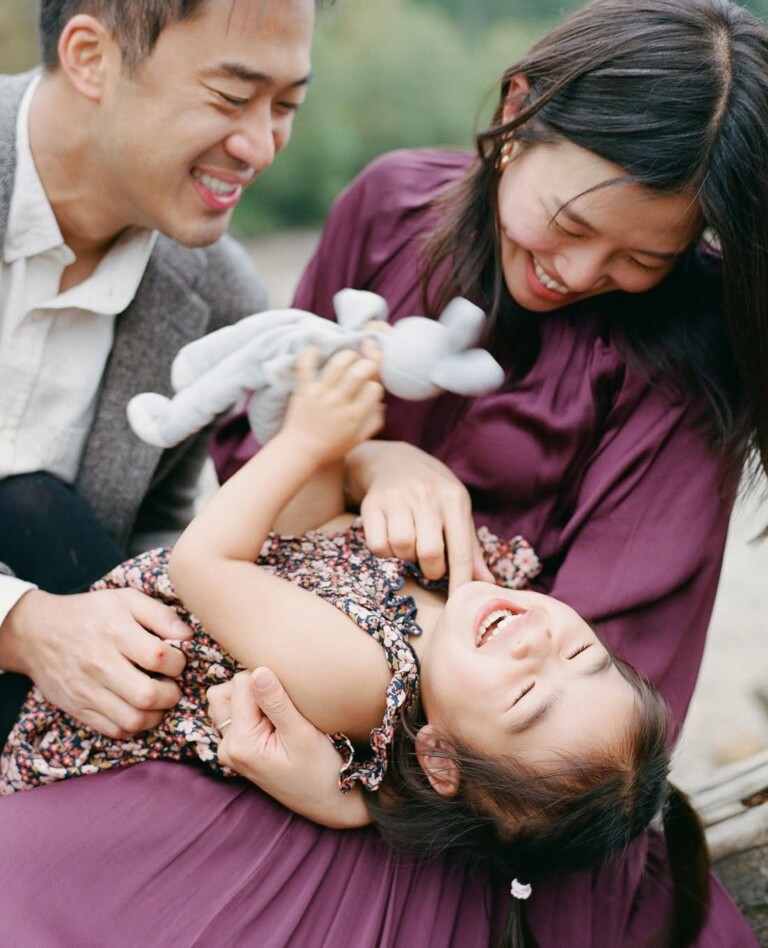 The FUNtographer Experience: Fun Family Sessions (and more sales!)
